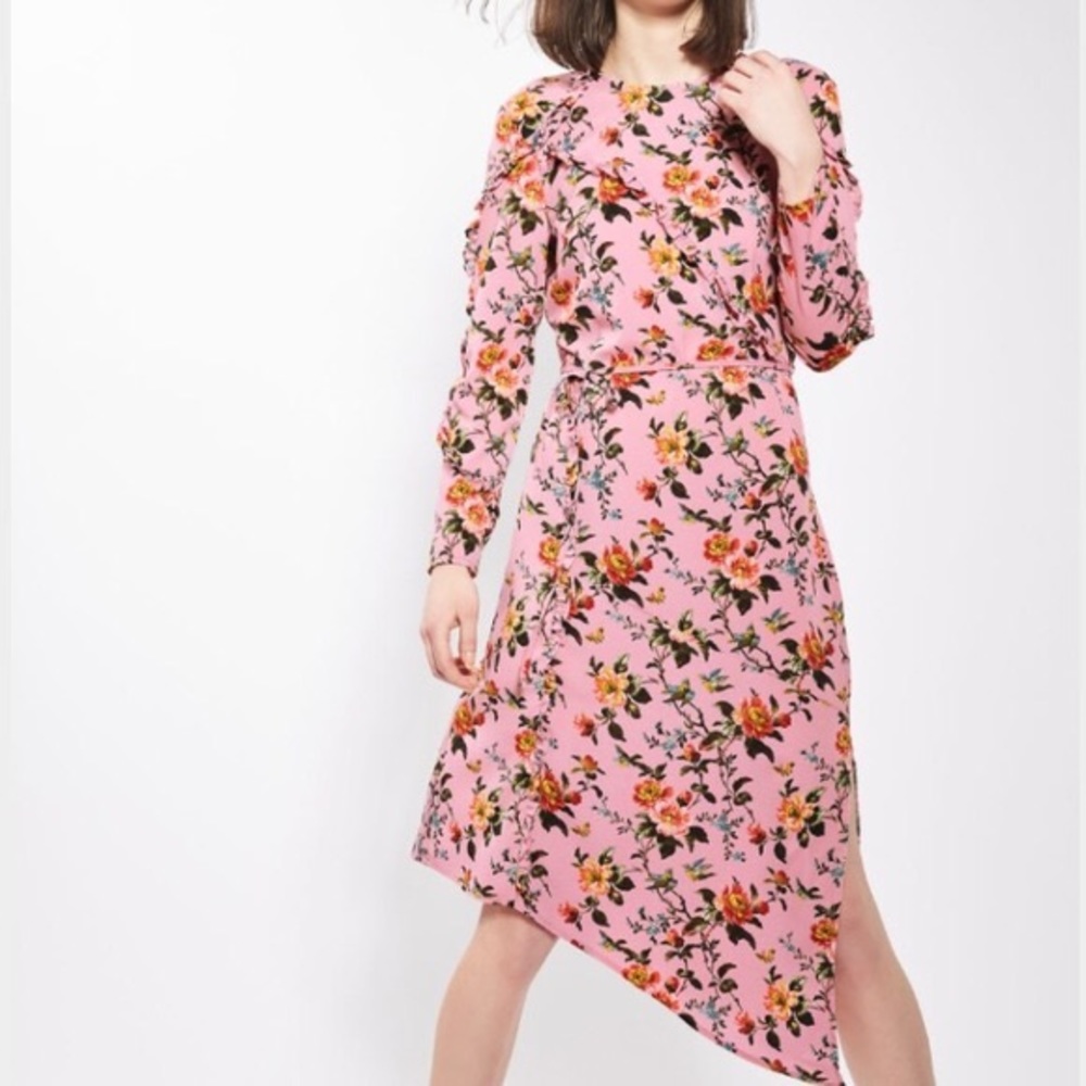 NWOT Topshop Asymmetric Floral Ruffle Dress